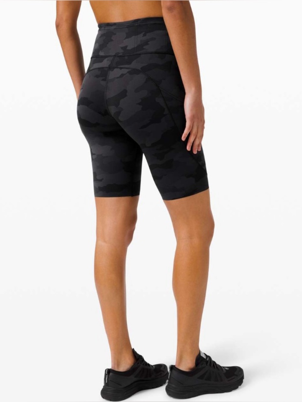 Lululemon Fast and Free Short 10” in Camo Deep Coal Multi Size 12